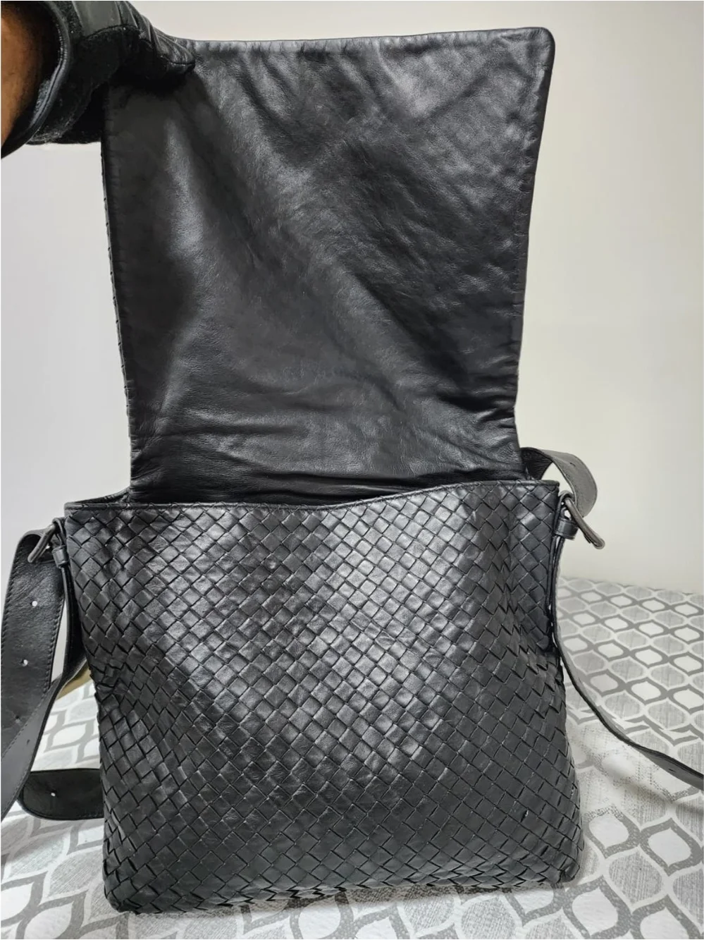 BOTTEGA VENETA Nappa Intrecciato Messenger Bag Black